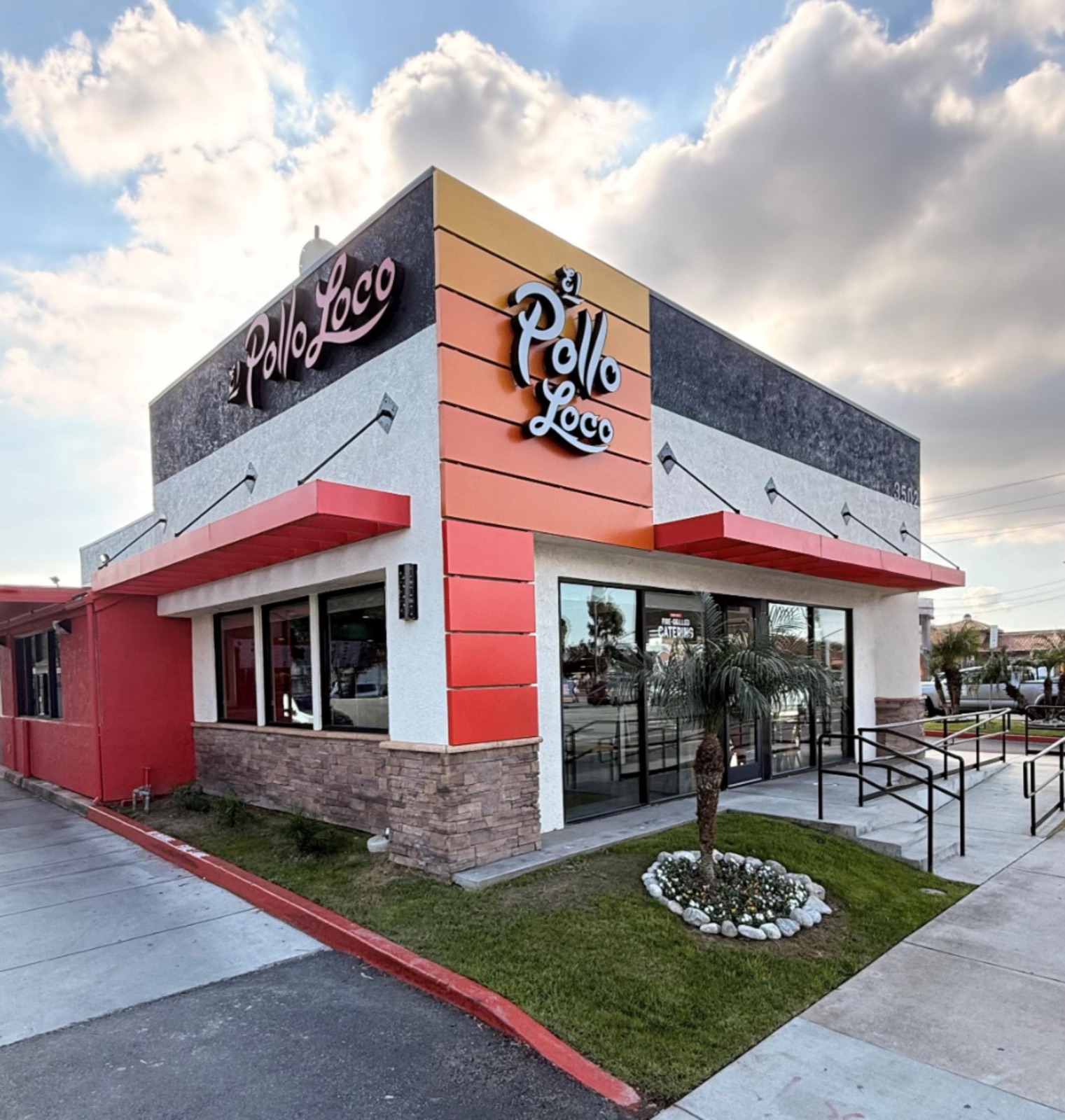 El Pollo Loco signage, Los Alamitos, CA