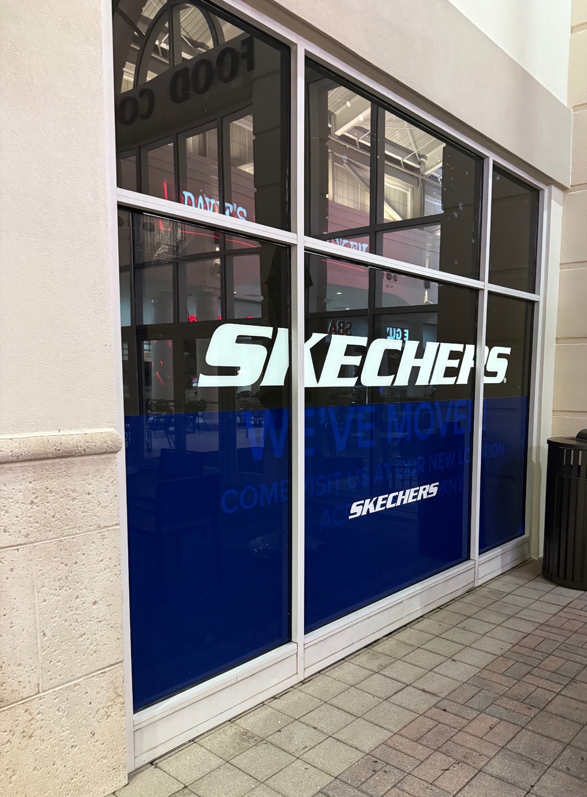 Skechers window graphics, Orlando, FL
