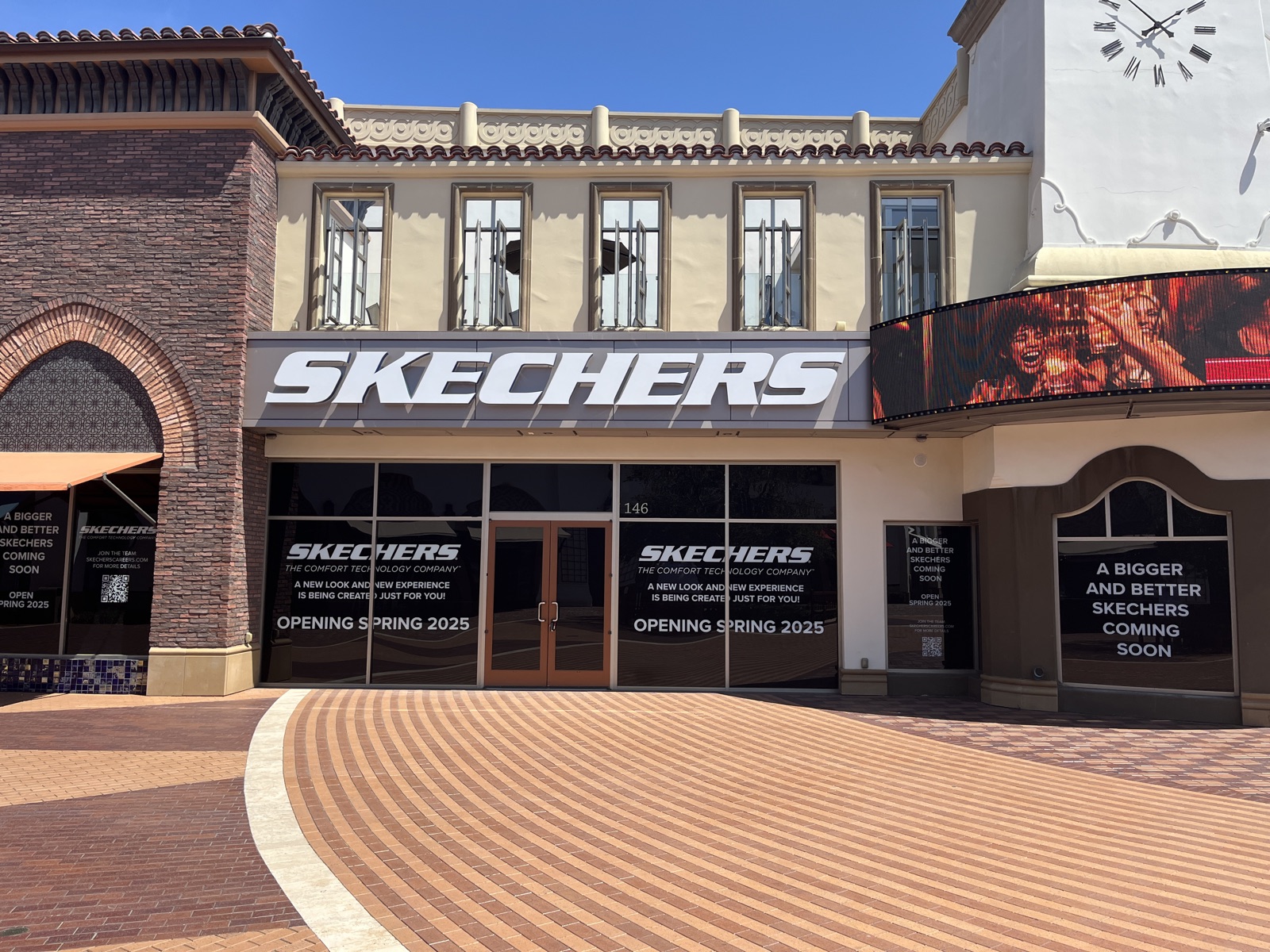 Skechers signage, San Clemente, CA