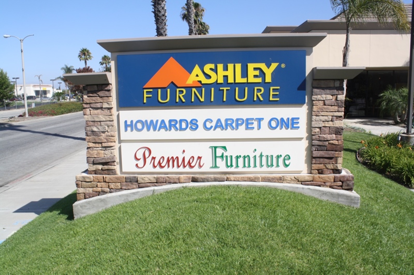 Ashley Furniture monument sign, Oxnard, CA