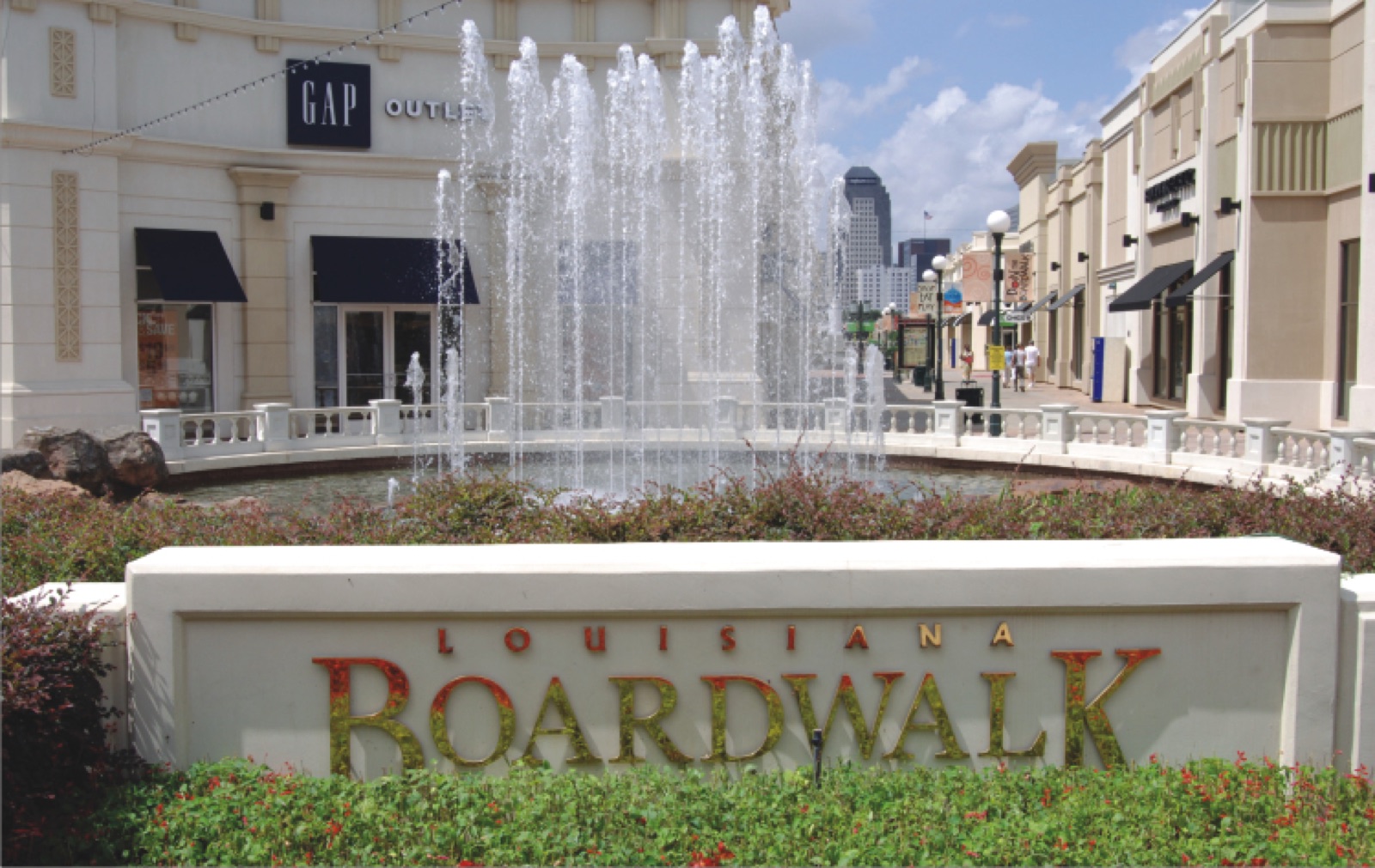 Illuminated monument sign, Louisiana Boardwalk — design and engineering